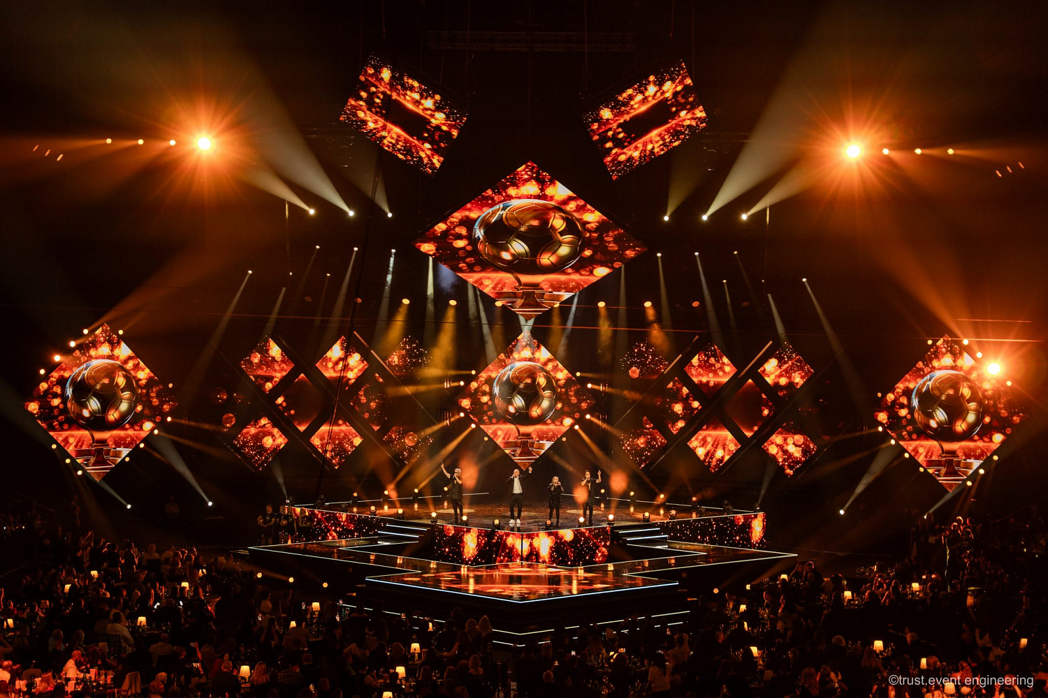 Hippotizer Boreal+ MK2 стал звездой премии BG Radio Awards