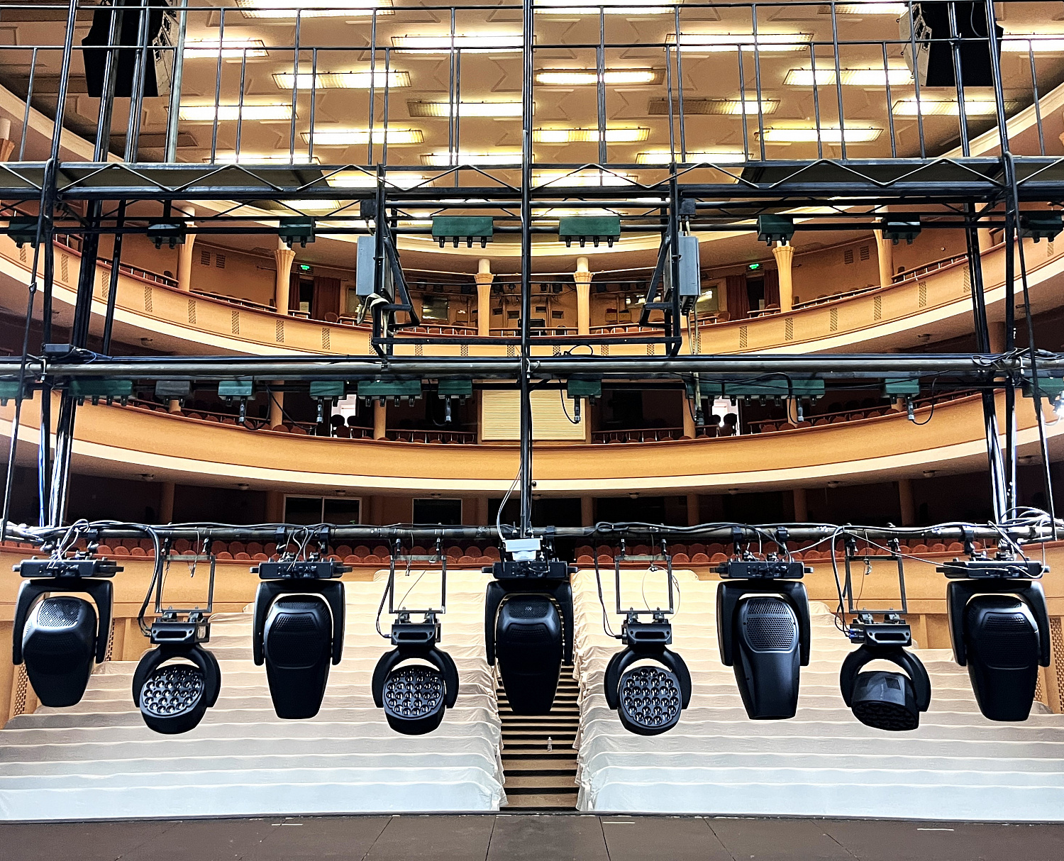 Театр им. Моссовета