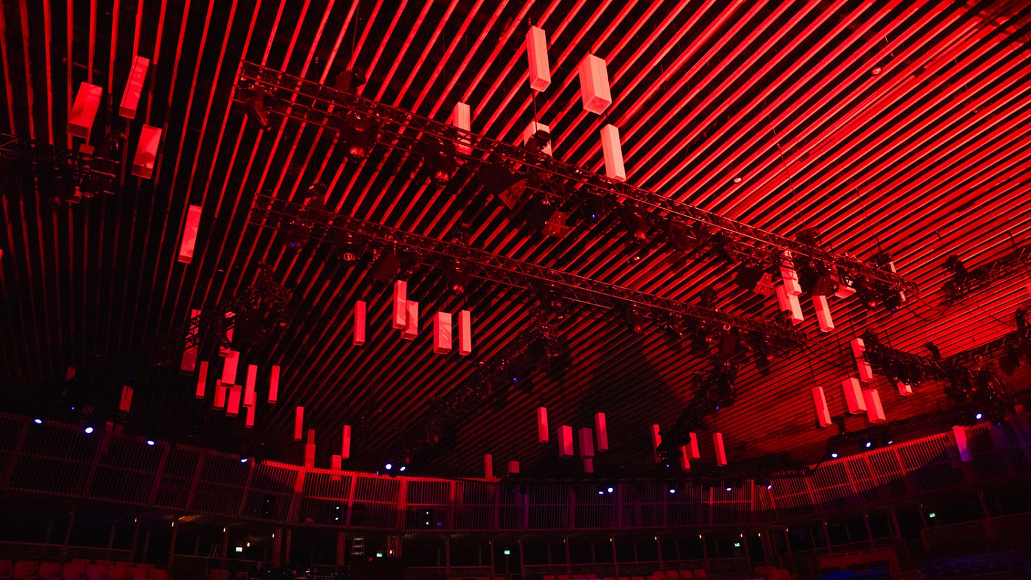 Meyer Sound погрузила TED2024 в мир иммерсивного звука