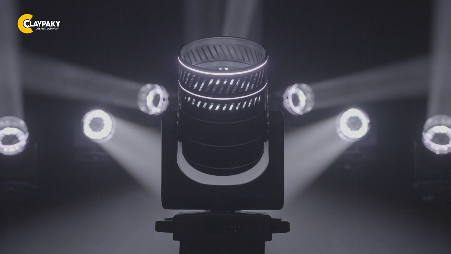 Midi-B FX: инновационный подход к внешнему виду приборов Claypaky