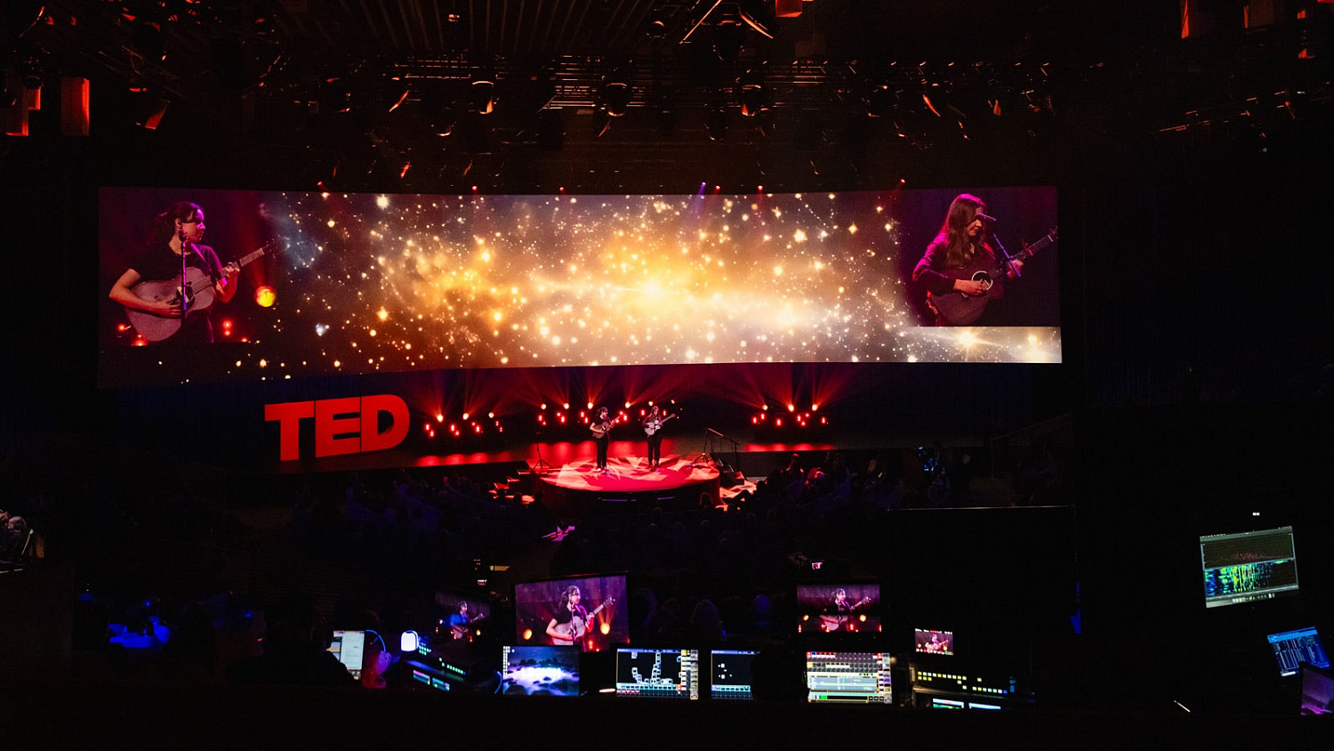 Meyer Sound погрузила TED2024 в мир иммерсивного звука